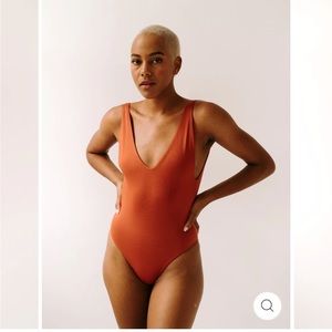 LONDRE The Minimalist, clay one piece swimsuit
